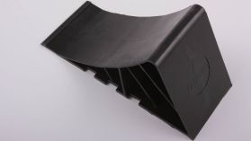 Упор під колесо