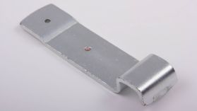 Гачок для засувки борта